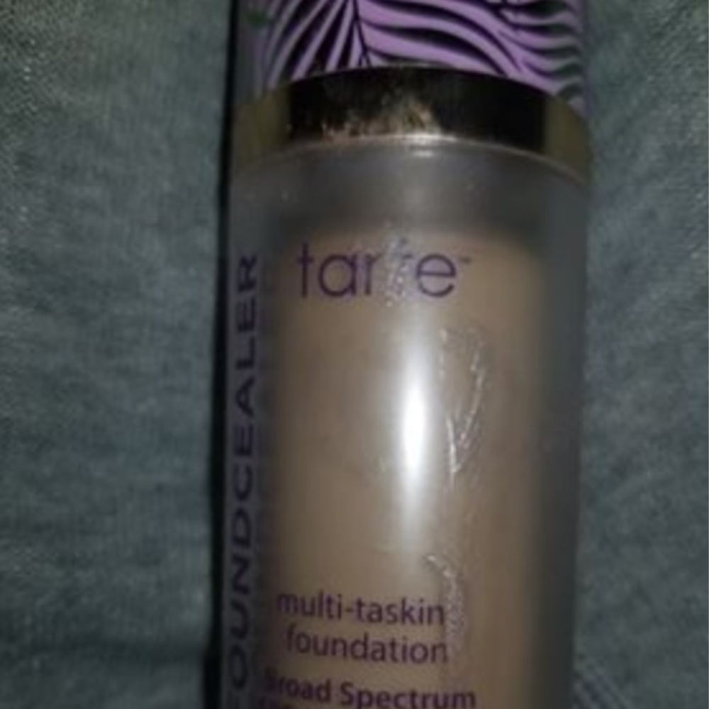 Tarte "Foundcealer"